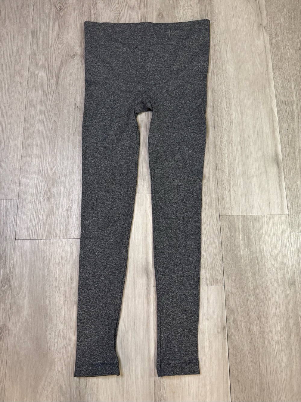 SPANX Heather Gray Shaping Leggings Women’s Size S Tummy Control Thick Material